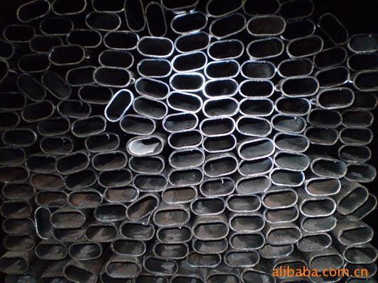 Buy 5.8M / 6M ASTM A53 BS1387 DIN2244 Galvanized Oiled Black ERW Welded Steel Pipes online manufacture