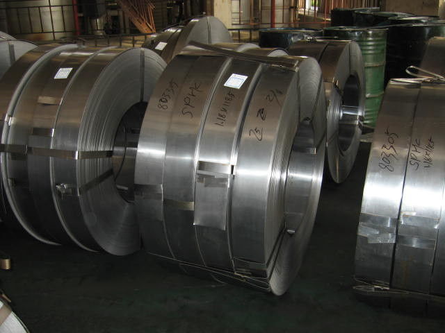 304 / 316 / 430 Cold Rolled Steel Strip In Coil With 2B / BA Finish, 7mm - 350mm Width